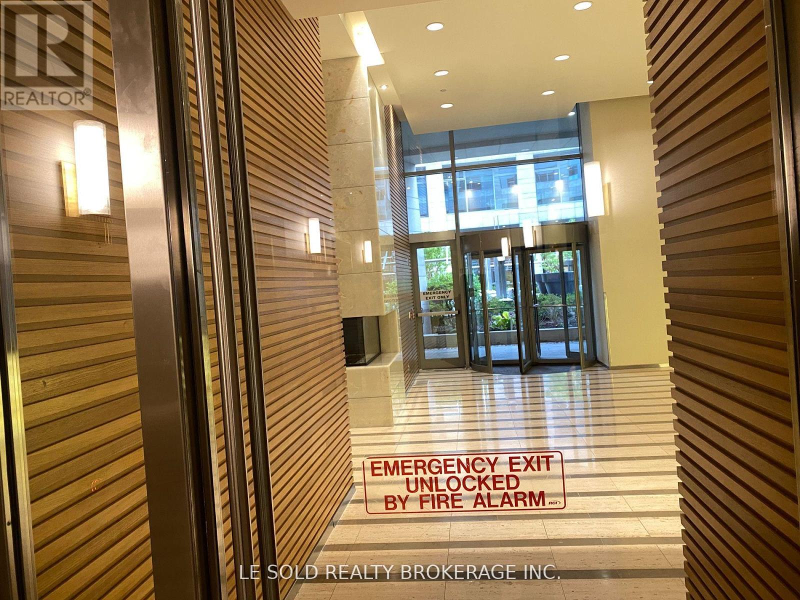 1502 Room - 2191 Yonge Street, Toronto, Ontario  M4S 3H8 - Photo 6 - C12557290