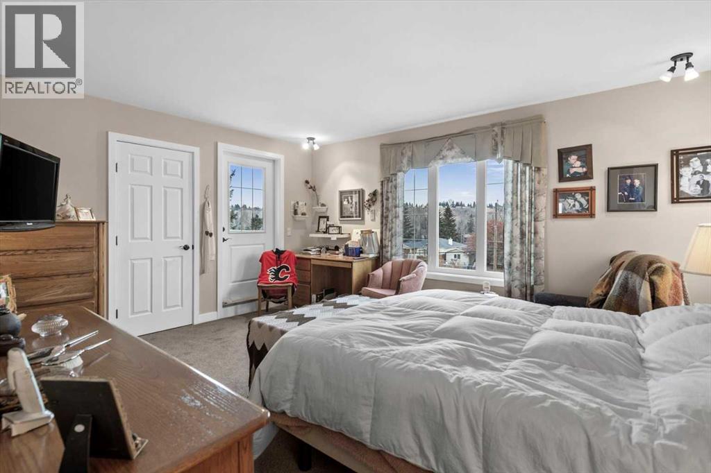 4504 70 Street Nw, Calgary, Alberta  T3B 2K6 - Photo 24 - A2270830