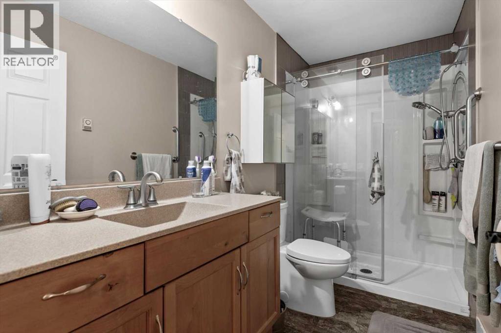 4504 70 Street Nw, Calgary, Alberta  T3B 2K6 - Photo 43 - A2270830