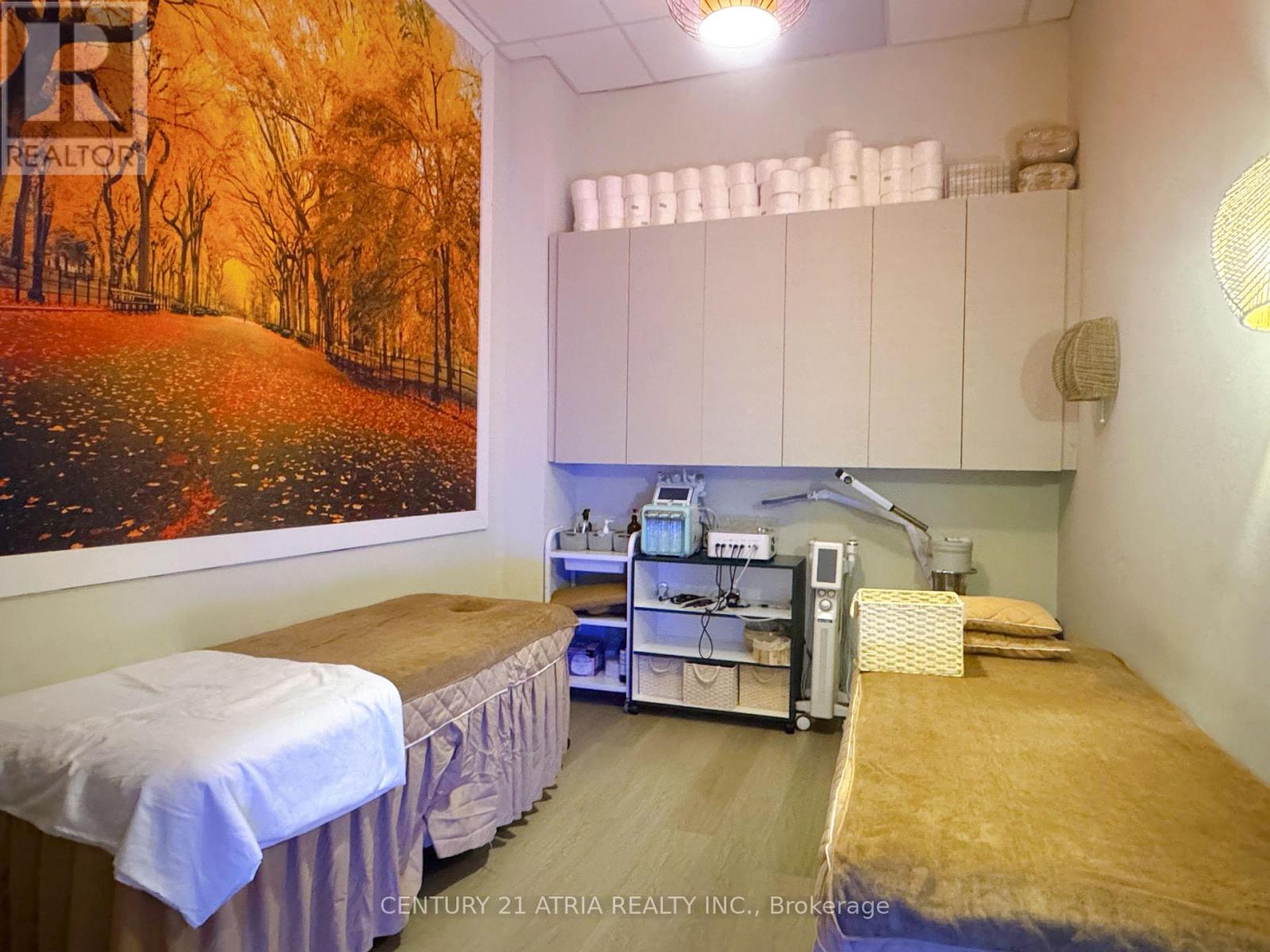 256 - 7777 Weston Road, Vaughan, Ontario L4L 0G9 - Photo 17 - N12546490