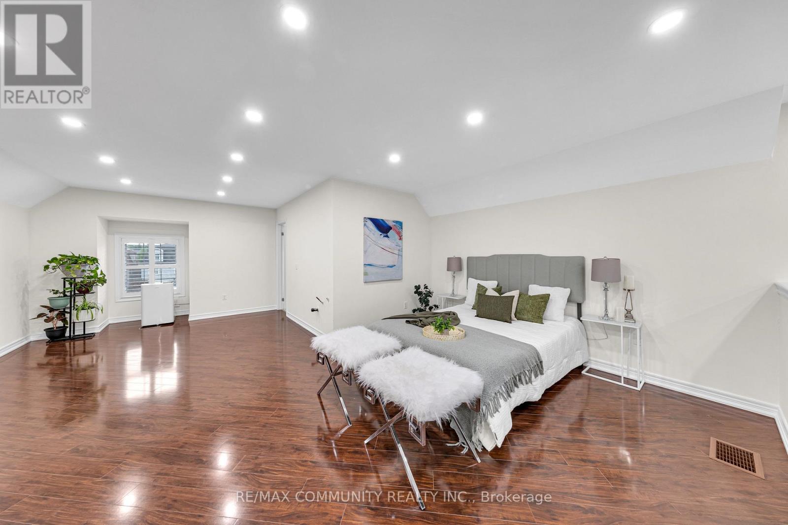 17 Rouge Bank Drive, Markham, Ontario  L6B 1A8 - Photo 32 - N12557292