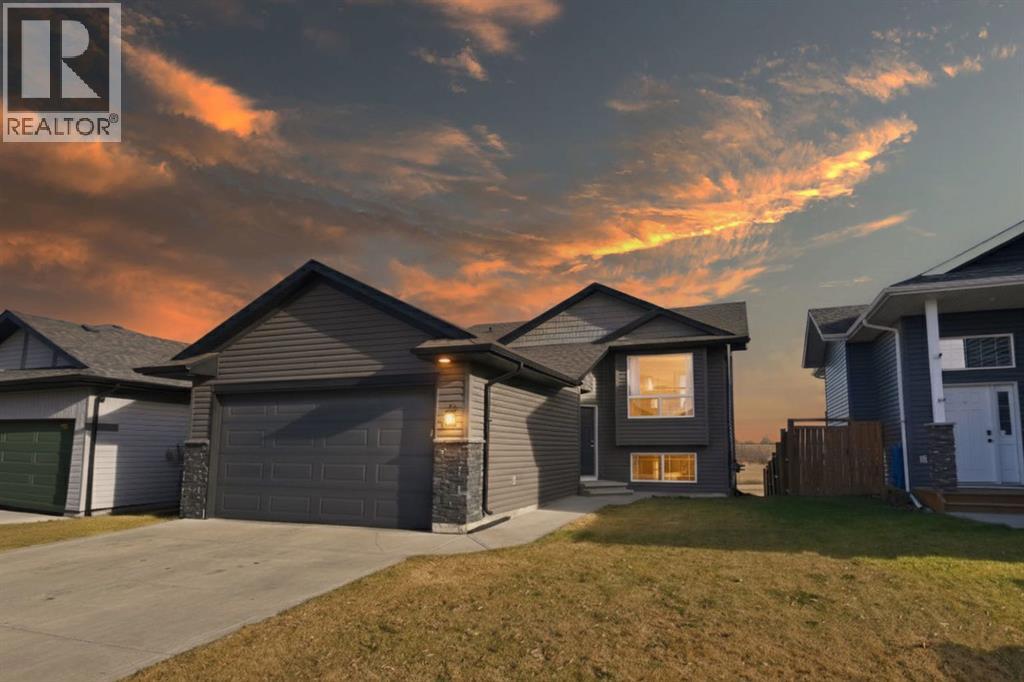 93 Mann Drive, Penhold, Alberta  T0M 1R0 - Photo 31 - A2270820