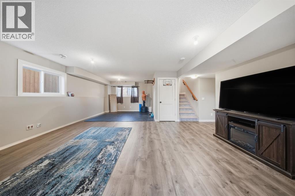 93 Mann Drive, Penhold, Alberta  T0M 1R0 - Photo 19 - A2270820