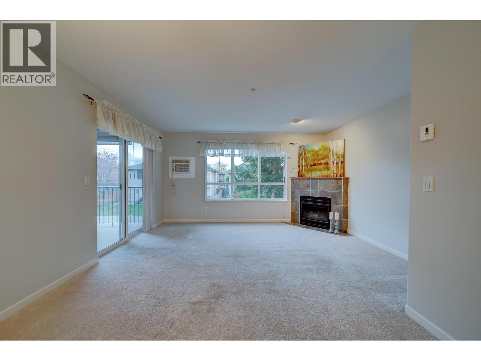 860 Nicolani Drive Unit# 204, Kamloops, British Columbia  V2B 5B3 - Photo 5 - 10367316