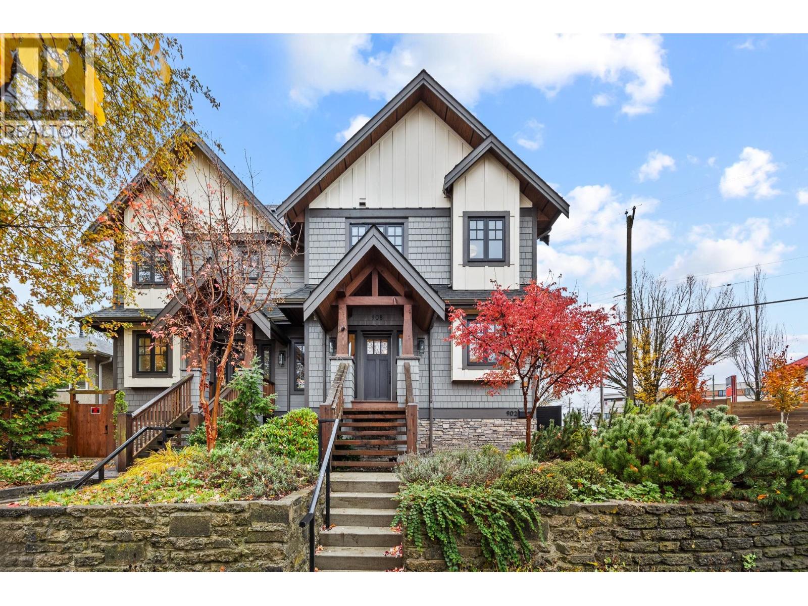 908 E 17th Avenue, Vancouver, British Columbia  V5V 1C2 - Photo 1 - R3068494