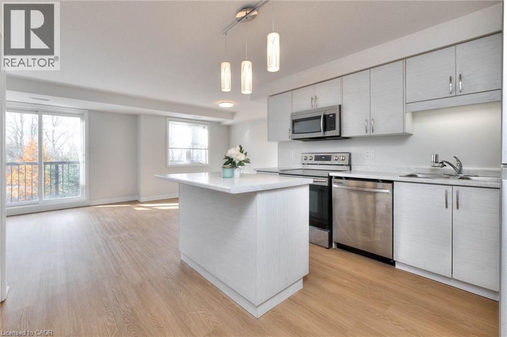 1989 S Ottawa Street S Unit# 64d, Kitchener, Ontario N2E 0G7 - Photo 4 - 40789185