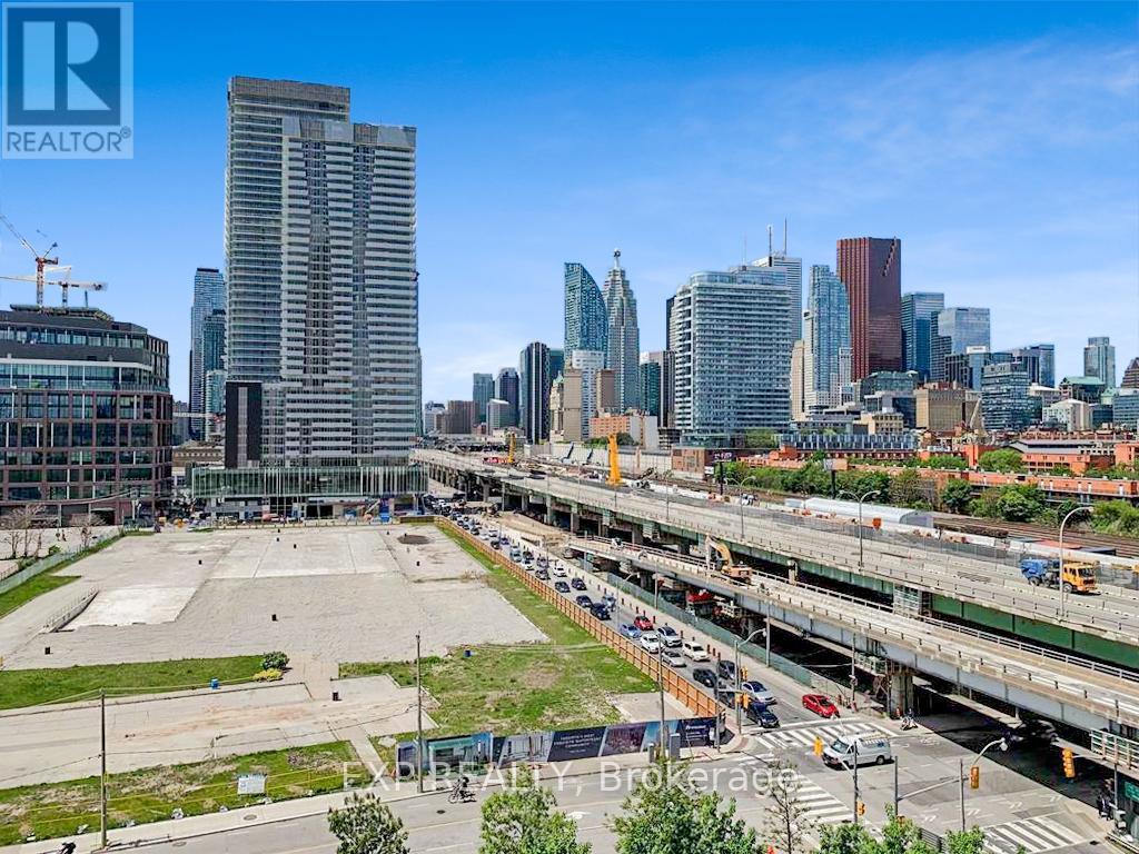 825 - 12 Bonnycastle Street, Toronto, Ontario  M5A 0C8 - Photo 17 - C12557316