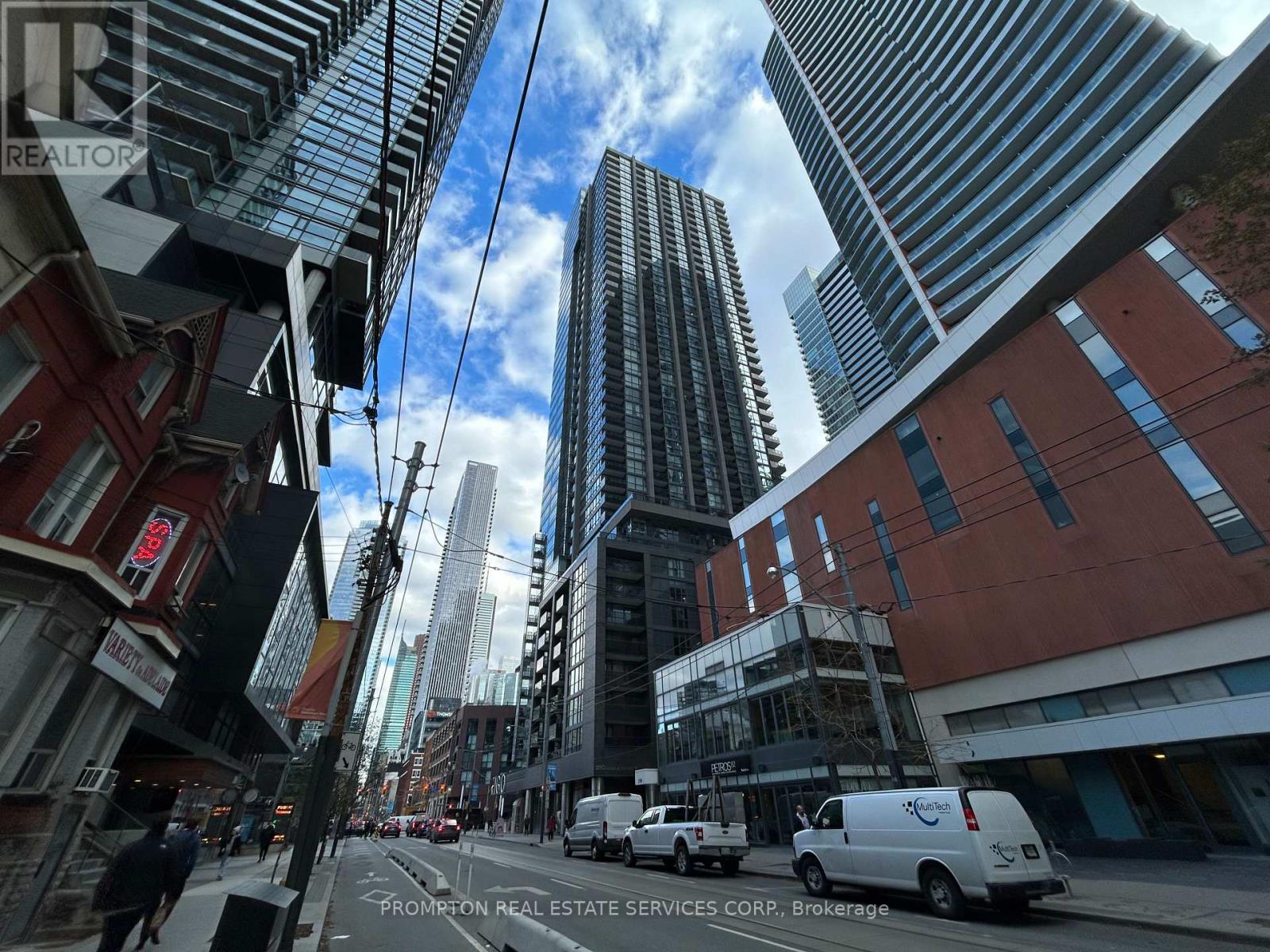 2310 - 295 ADELAIDE STREET, Toronto, Ontario