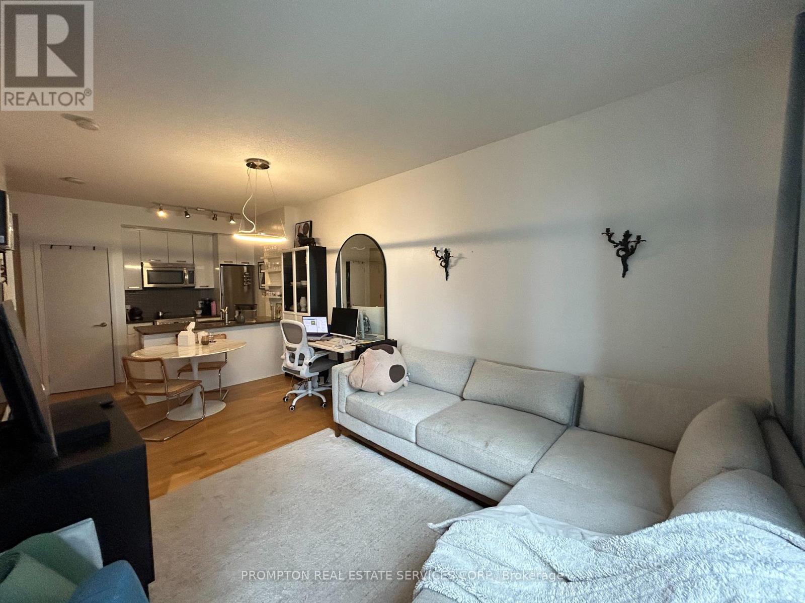 2310 - 295 Adelaide Street W, Toronto, Ontario  M5V 1P7 - Photo 10 - C12557318