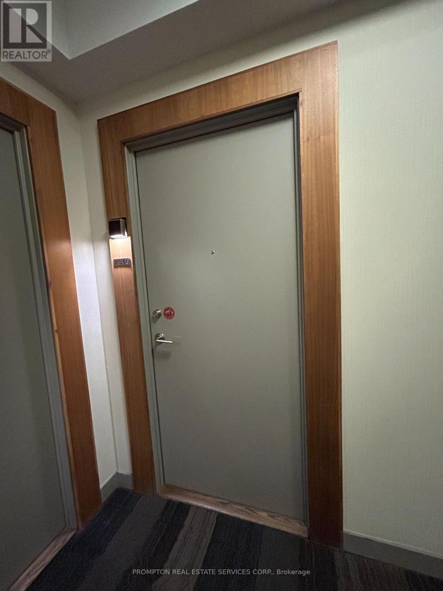 2310 - 295 Adelaide Street W, Toronto, Ontario  M5V 1P7 - Photo 6 - C12557318