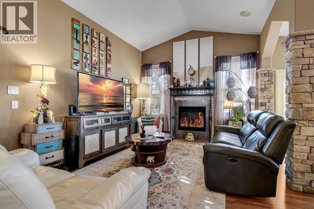 3 Legacy Cove, Sylvan Lake, Alberta  T4S 2M8 - Photo 8 - A2266201