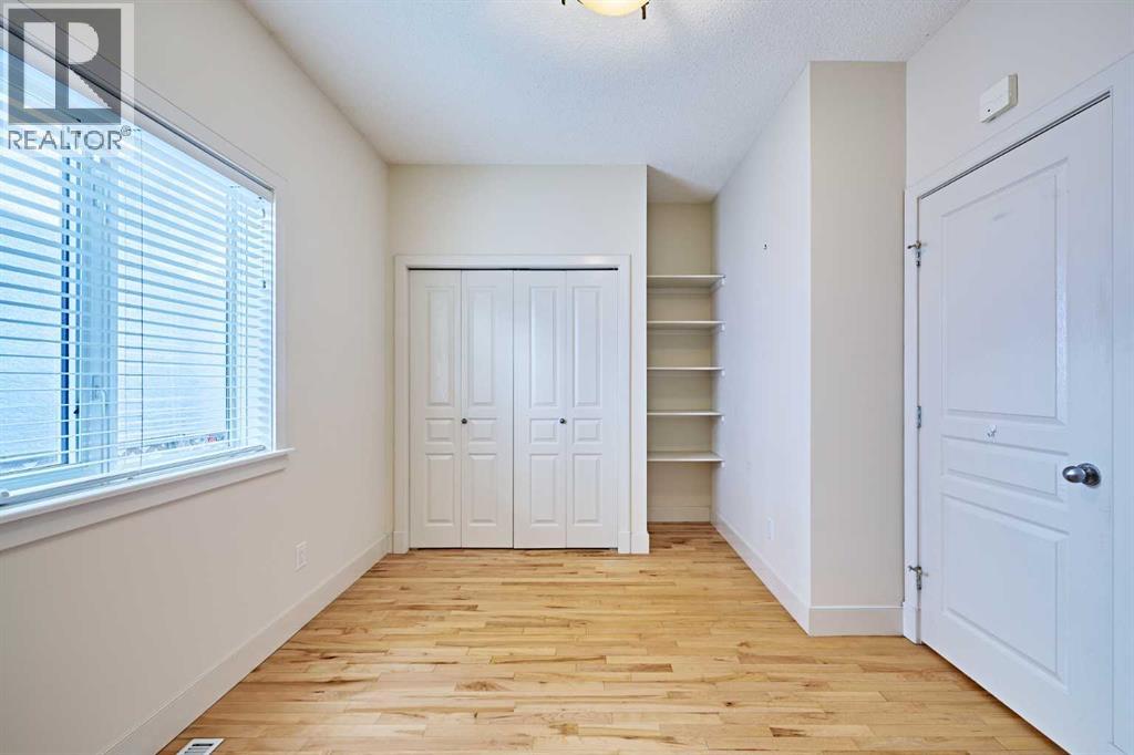 250 Strathridge Place Sw, Calgary, Alberta  T3H 4J3 - Photo 27 - A2266137