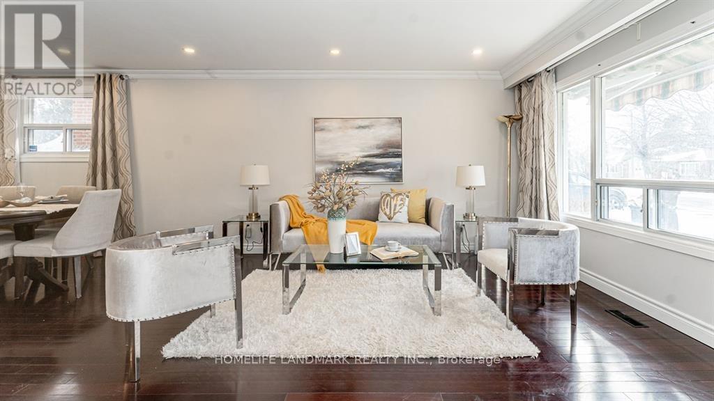 35 Applemore Road, Toronto, Ontario M1B 1R7 - Photo 2 - E12557298