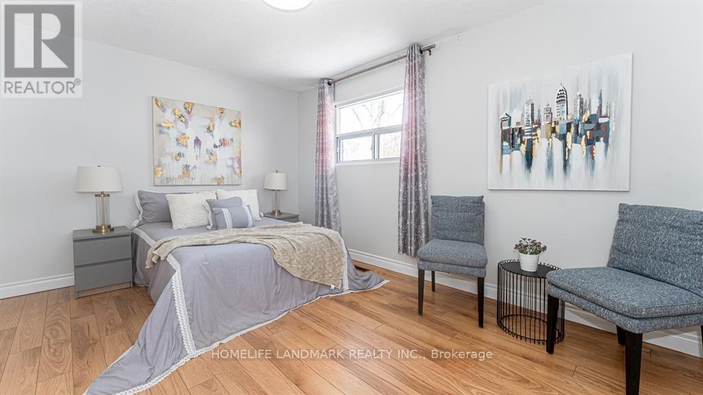 35 Applemore Road, Toronto, Ontario M1B 1R7 - Photo 4 - E12557298