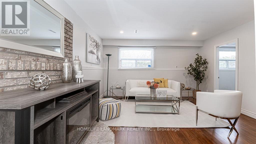 35 Applemore Road, Toronto, Ontario M1B 1R7 - Photo 8 - E12557298