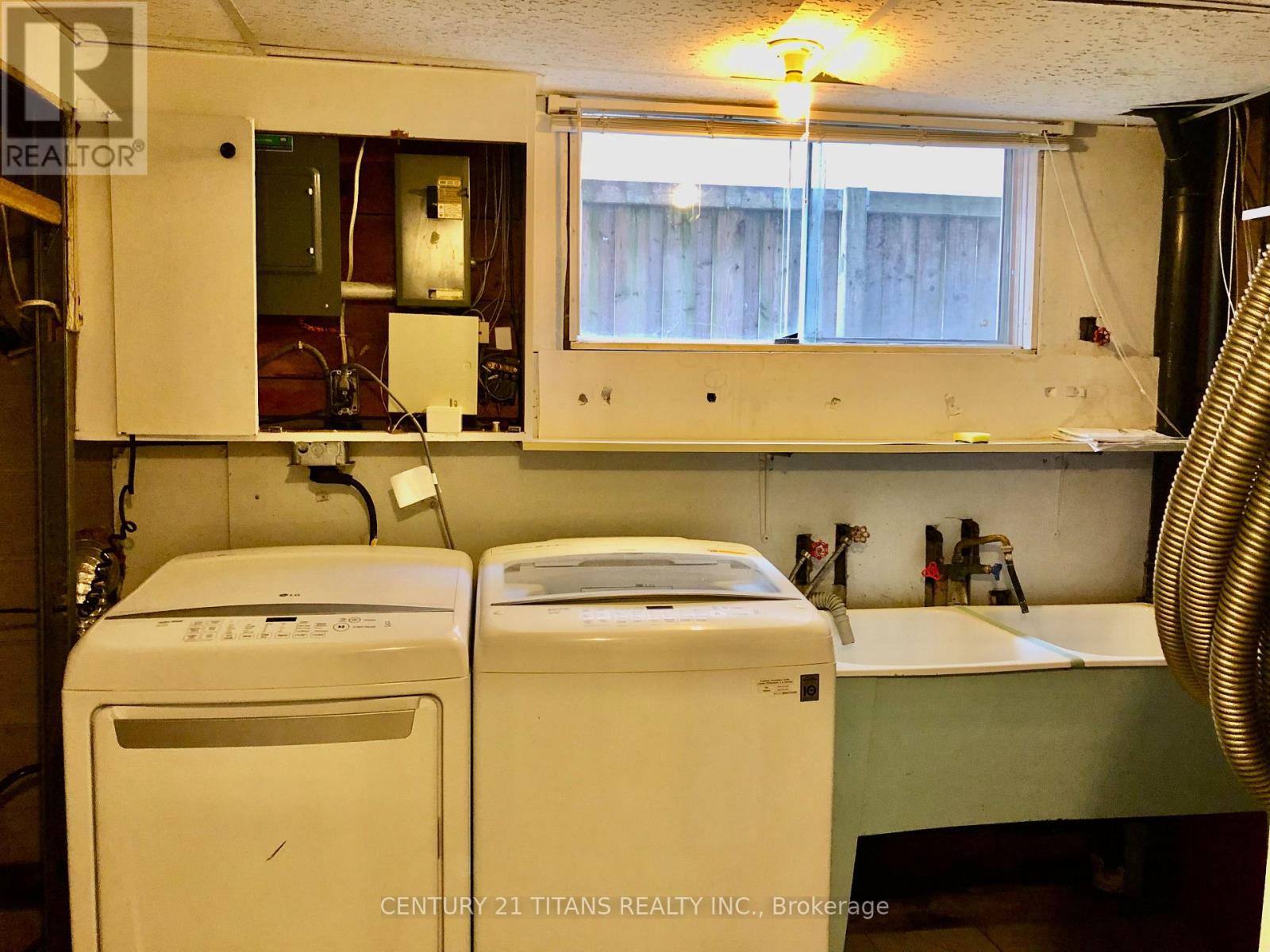 42 Scarboro Crescent, Toronto, Ontario M1M 2J4 - Photo 12 - E12557300