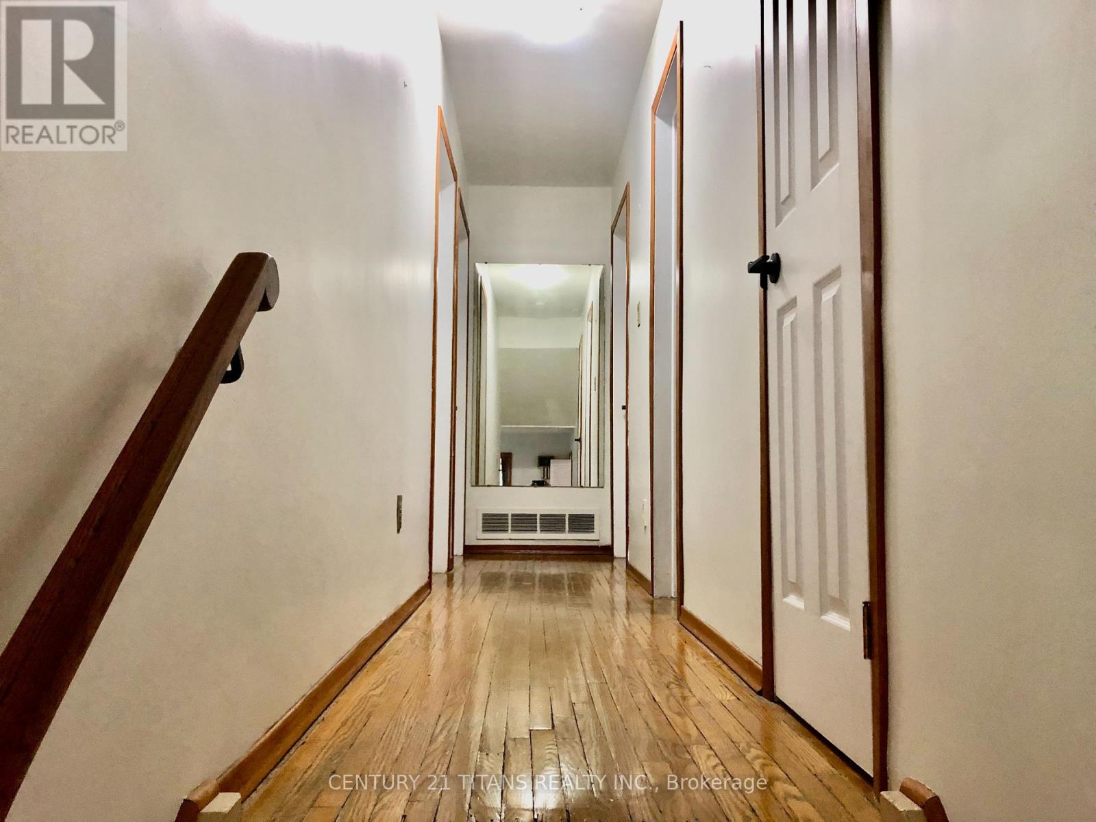 42 Scarboro Crescent, Toronto, Ontario M1M 2J4 - Photo 3 - E12557300