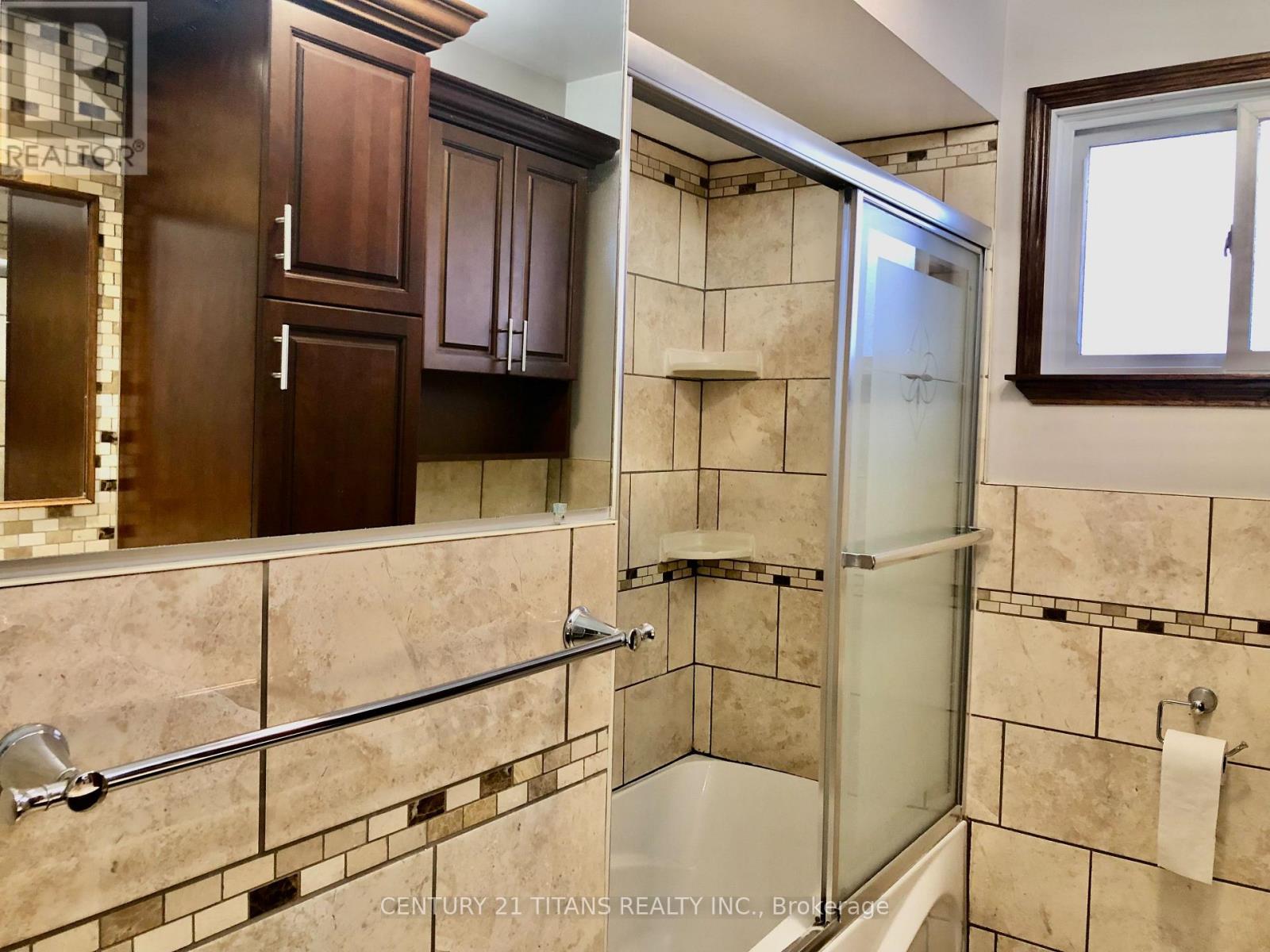 42 Scarboro Crescent, Toronto, Ontario M1M 2J4 - Photo 7 - E12557300