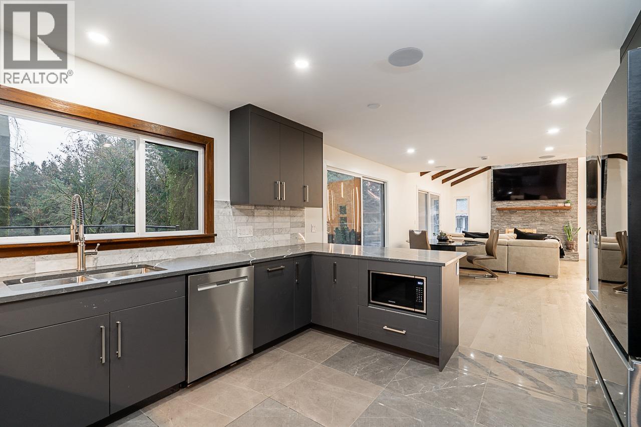 23385 Tamarack Lane, Maple Ridge, British Columbia  V2W 1A8 - Photo 14 - R3066046