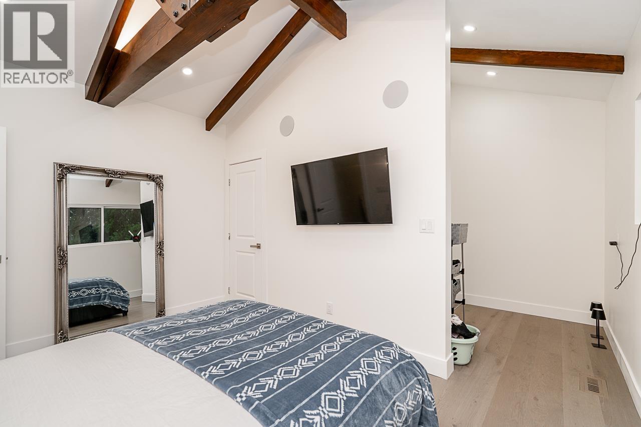 23385 Tamarack Lane, Maple Ridge, British Columbia  V2W 1A8 - Photo 22 - R3066046