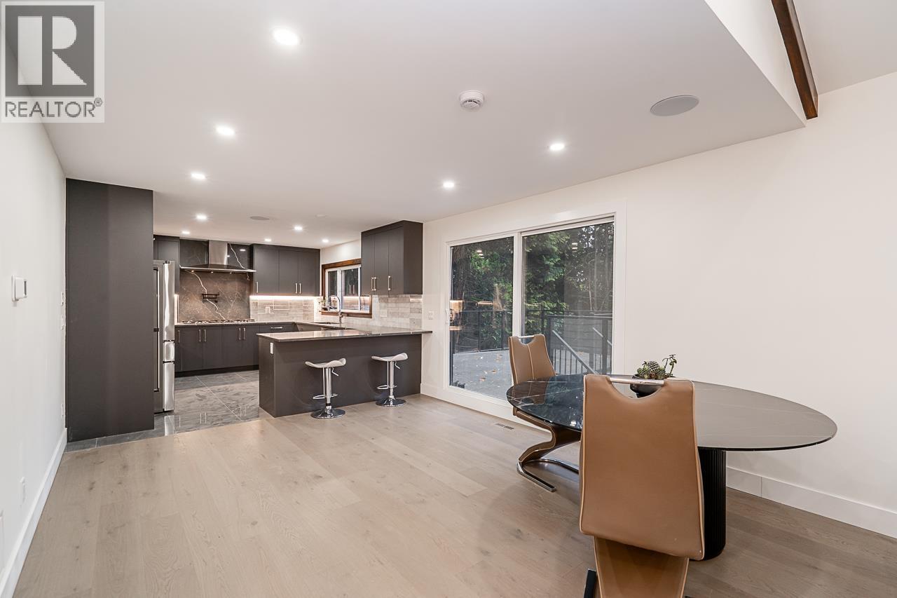 23385 Tamarack Lane, Maple Ridge, British Columbia  V2W 1A8 - Photo 8 - R3066046