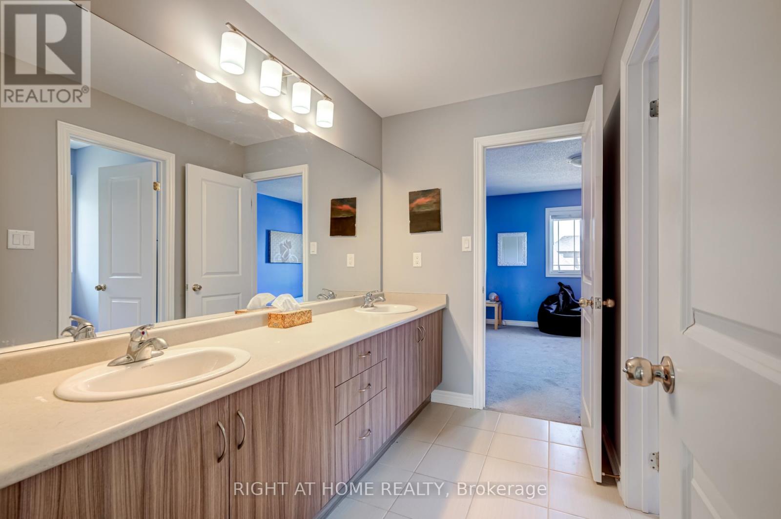 1341 Bardeau Street, Innisfil, Ontario  L0L 1W0 - Photo 26 - N12557296