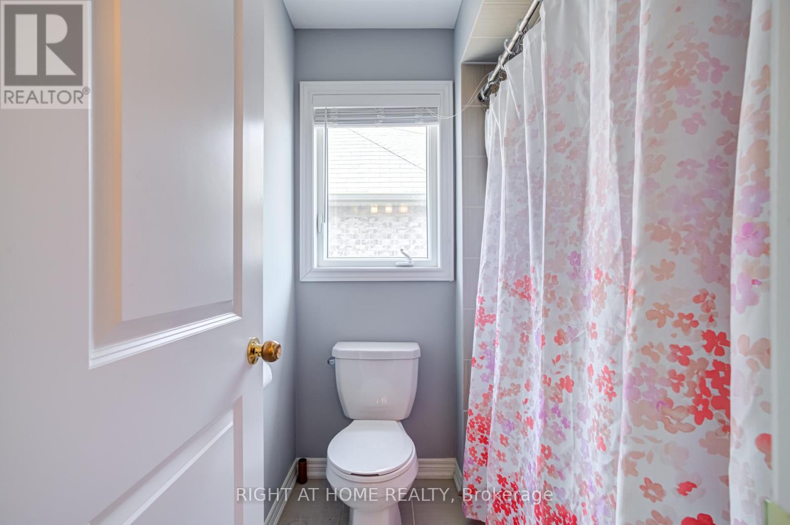 1341 Bardeau Street, Innisfil, Ontario  L0L 1W0 - Photo 27 - N12557296