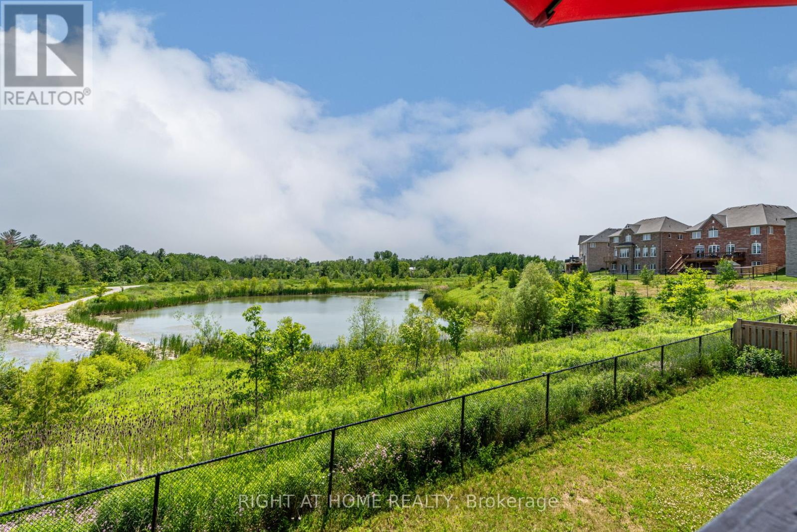 1341 Bardeau Street, Innisfil, Ontario  L0L 1W0 - Photo 32 - N12557296