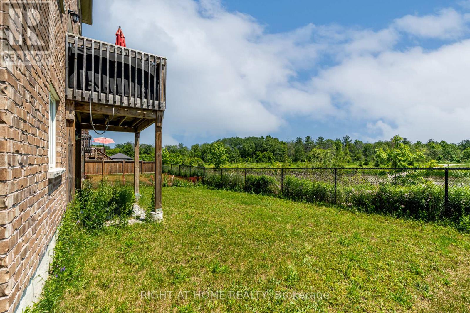 1341 Bardeau Street, Innisfil, Ontario  L0L 1W0 - Photo 34 - N12557296