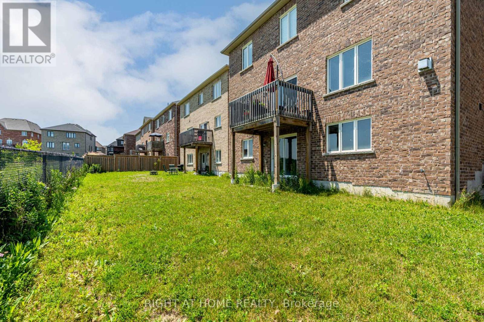 1341 Bardeau Street, Innisfil, Ontario  L0L 1W0 - Photo 35 - N12557296