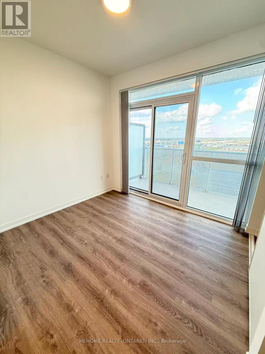 1906 - 8 Interchange Way, Vaughan, Ontario L4K 0R2 - Photo 4 - N12557312