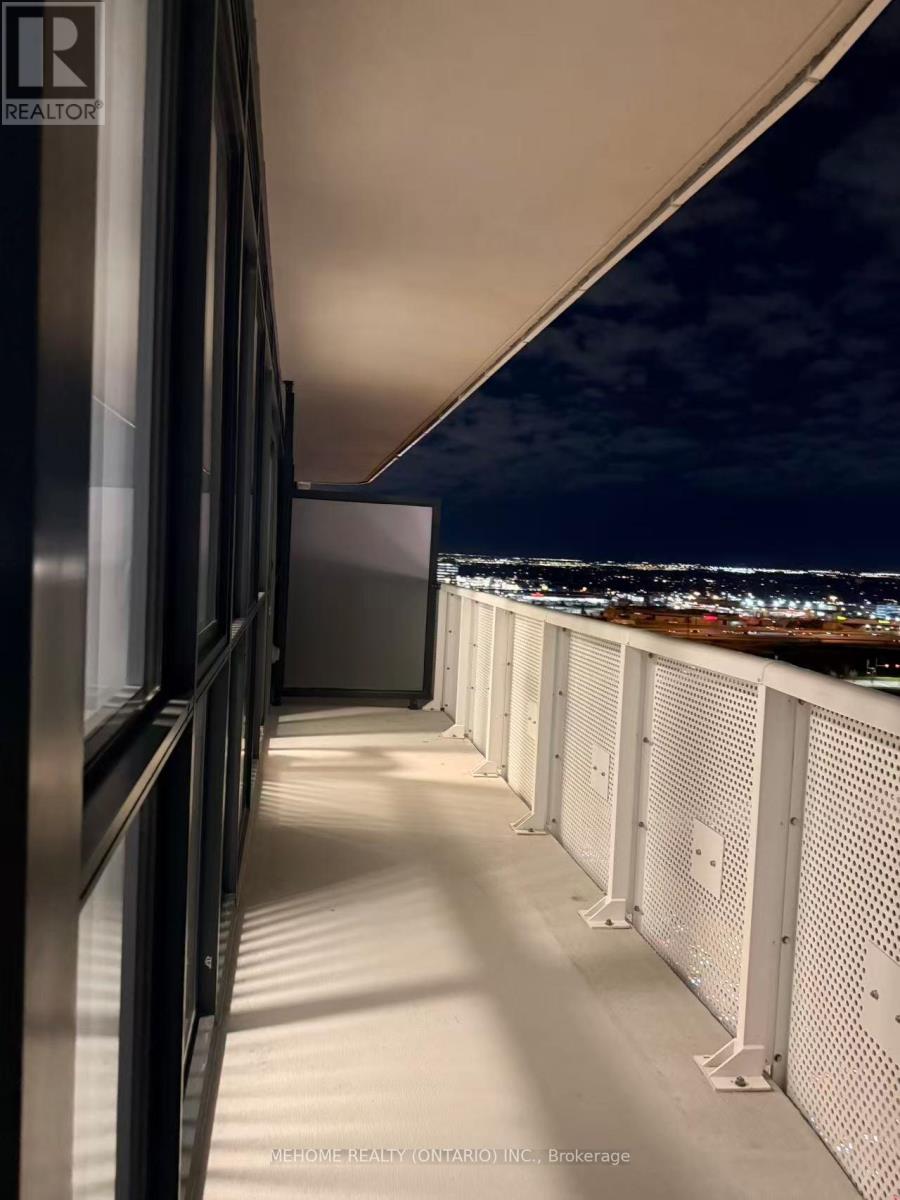 1906 - 8 Interchange Way, Vaughan, Ontario L4K 0R2 - Photo 8 - N12557312