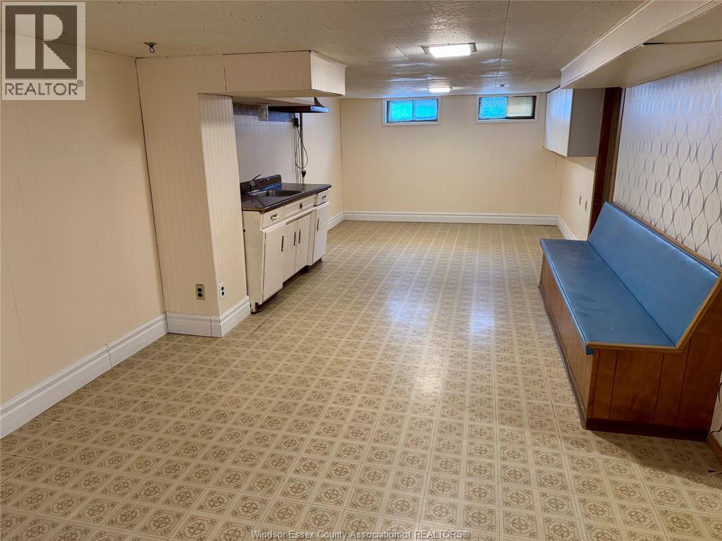 3849 Hillcrest, Windsor, Ontario N9C 2E4 - Photo 15 - 25029091