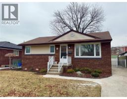3849 HILLCREST, Windsor, Ontario