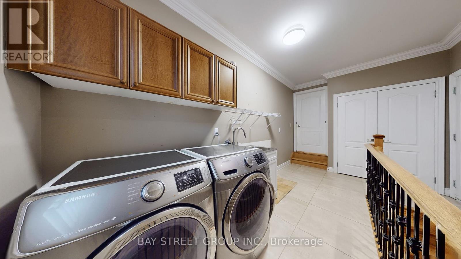 2352 Delnice Drive, Oakville, Ontario  L6H 0A9 - Photo 17 - W12557308