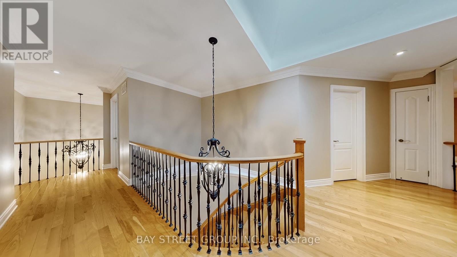 2352 Delnice Drive, Oakville, Ontario  L6H 0A9 - Photo 19 - W12557308