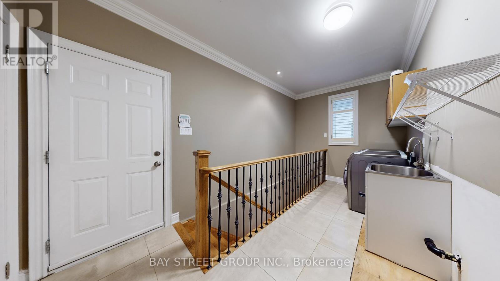 2352 Delnice Drive, Oakville, Ontario  L6H 0A9 - Photo 36 - W12557308