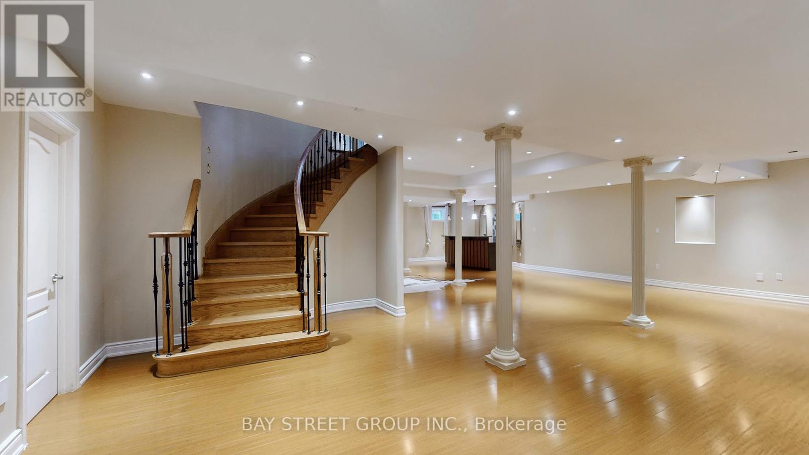 2352 Delnice Drive, Oakville, Ontario  L6H 0A9 - Photo 38 - W12557308