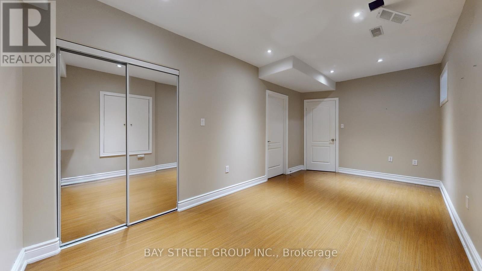 2352 Delnice Drive, Oakville, Ontario  L6H 0A9 - Photo 44 - W12557308