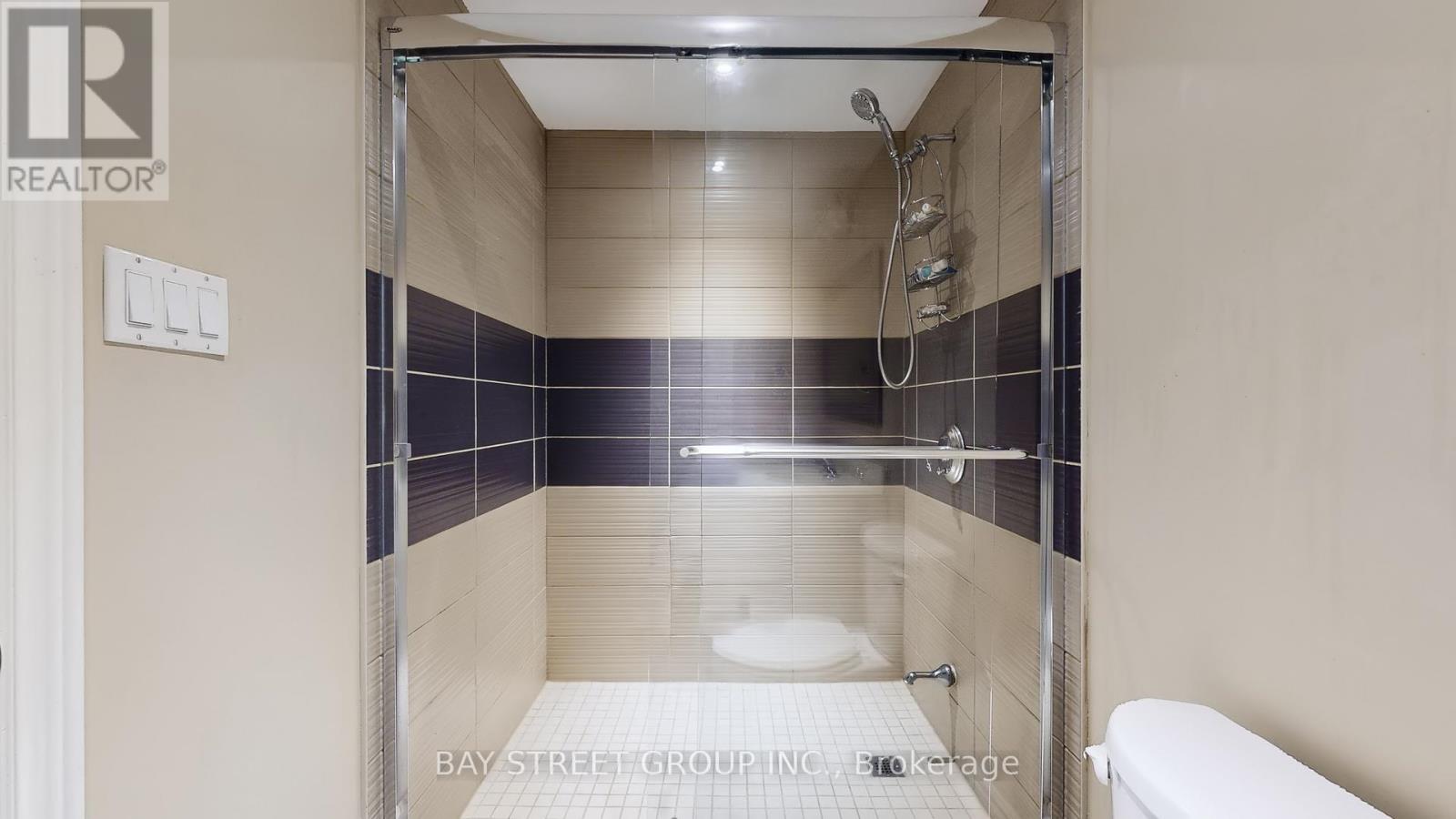 2352 Delnice Drive, Oakville, Ontario  L6H 0A9 - Photo 46 - W12557308