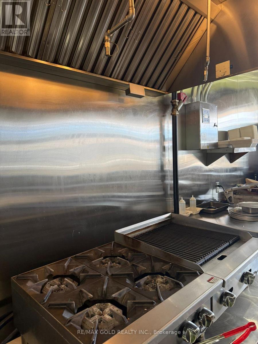 02 - 8905 George Bolton Parkway, Caledon, Ontario  L7E 1M7 - Photo 6 - W12318966