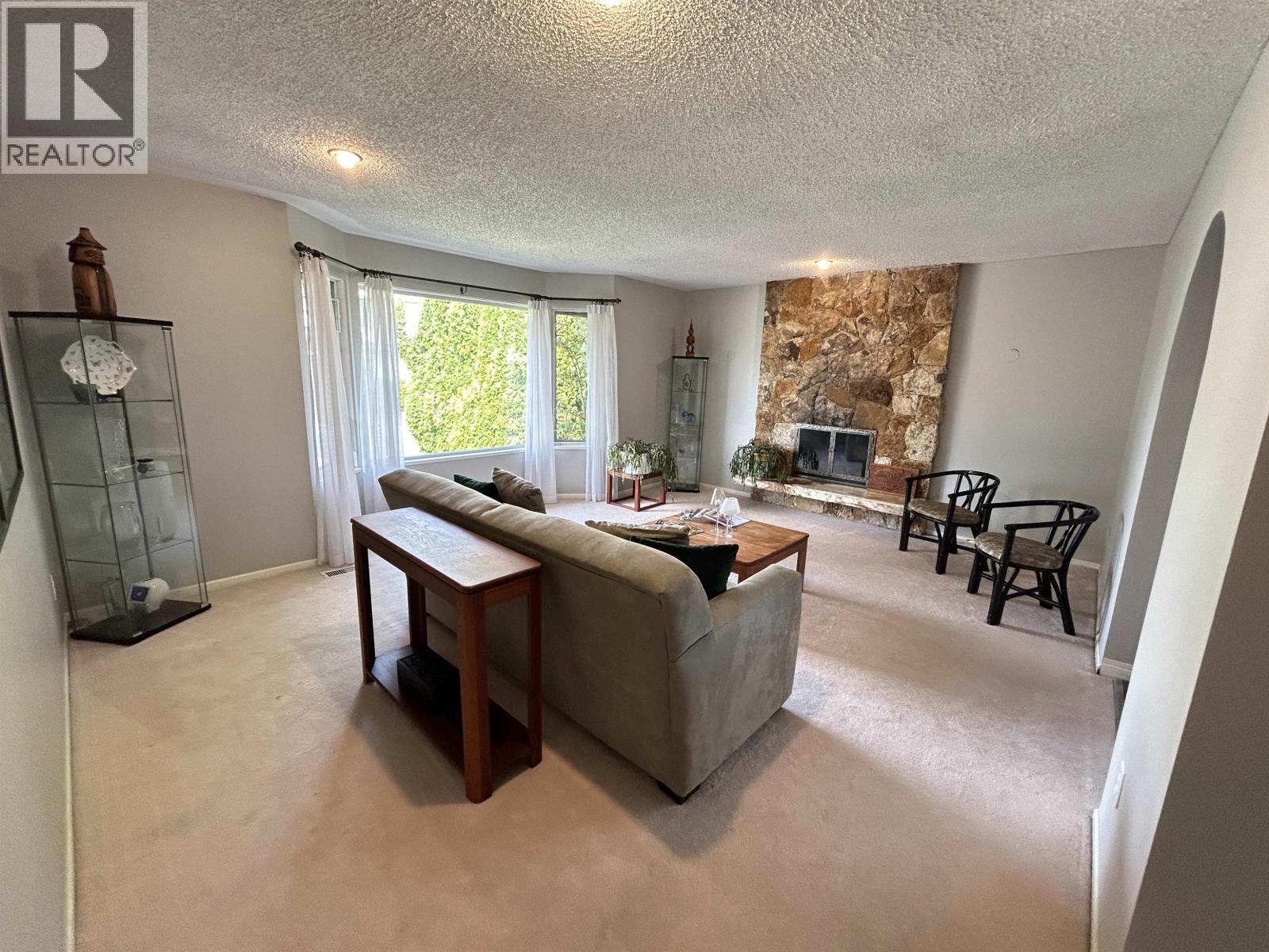 7560 Waterton Drive, Richmond, British Columbia  V7A 4G4 - Photo 5 - R3066289