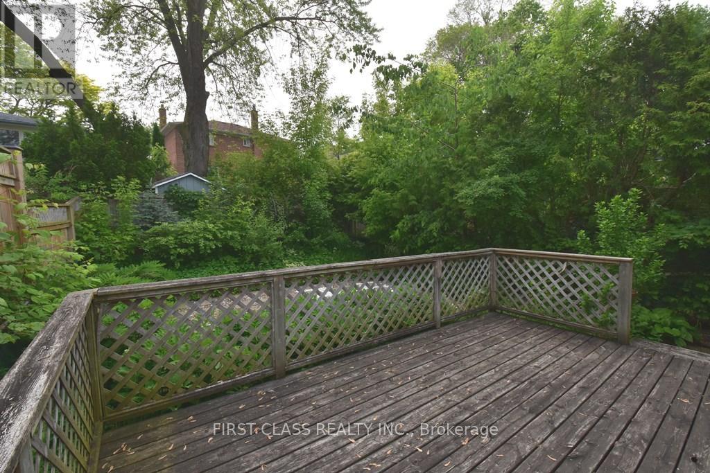 Main - 331 Woodsworth Road, Toronto, Ontario  M2L 2T7 - Photo 5 - C12557328