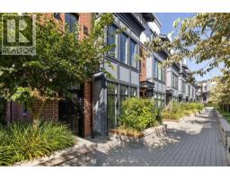 134 2070 CURLING ROAD, North Vancouver, British Columbia