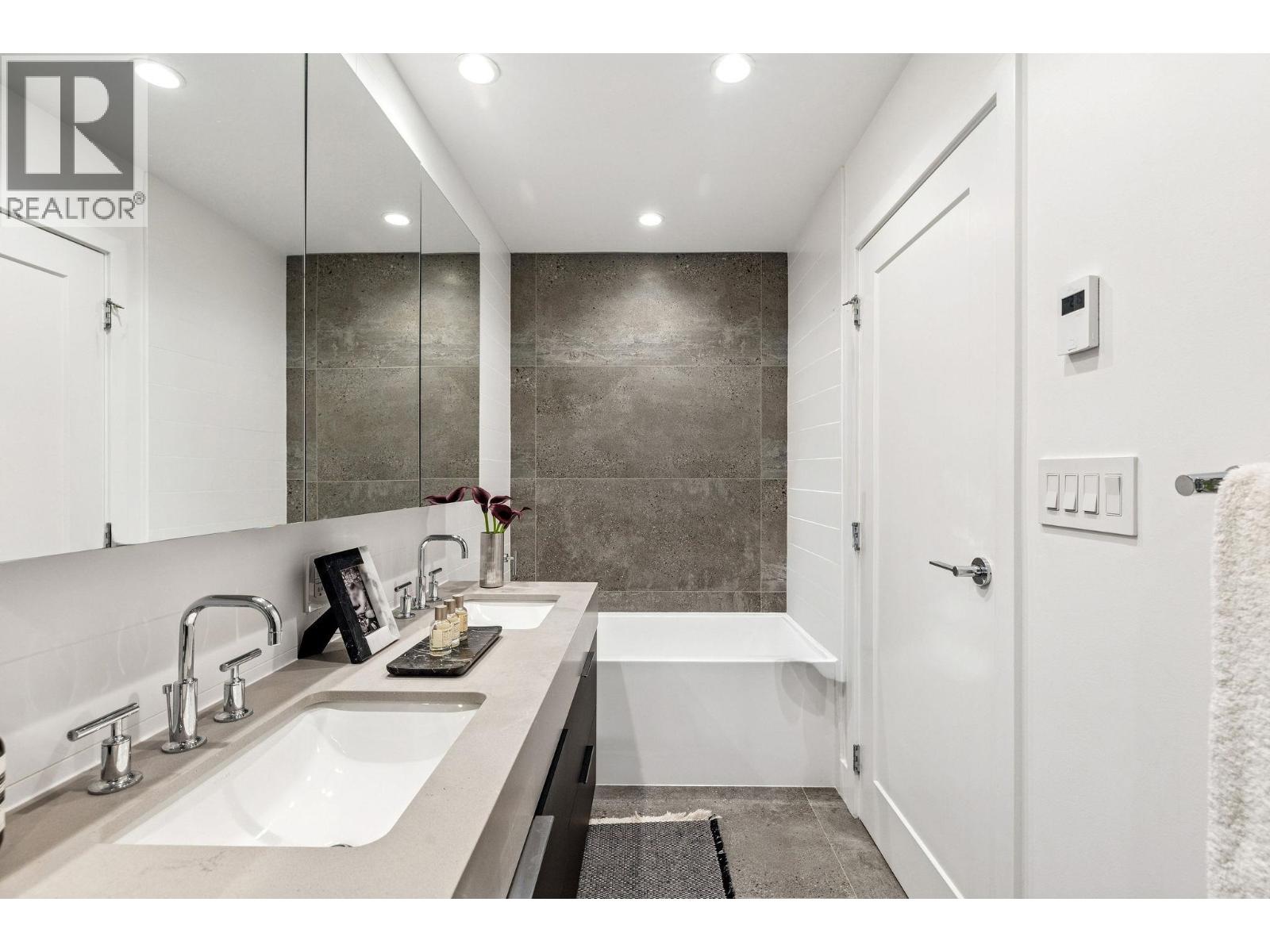 134 2070 Curling Road, North Vancouver, British Columbia  V7P 0C9 - Photo 33 - R3058241