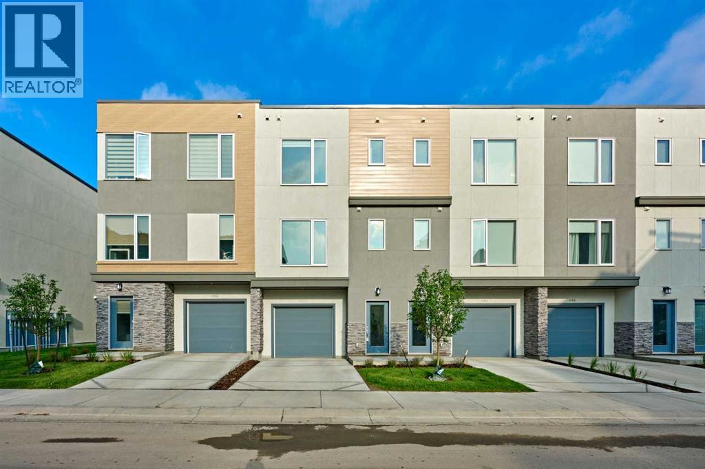 444 Shawnee Square Sw, Calgary, Alberta  T2Y 0W4 - Photo 2 - A2271554