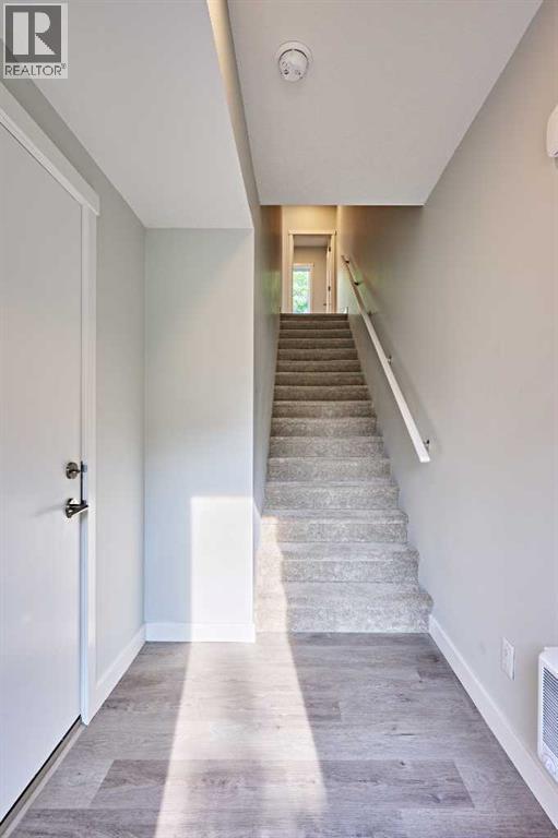 444 Shawnee Square Sw, Calgary, Alberta  T2Y 0W4 - Photo 7 - A2271554