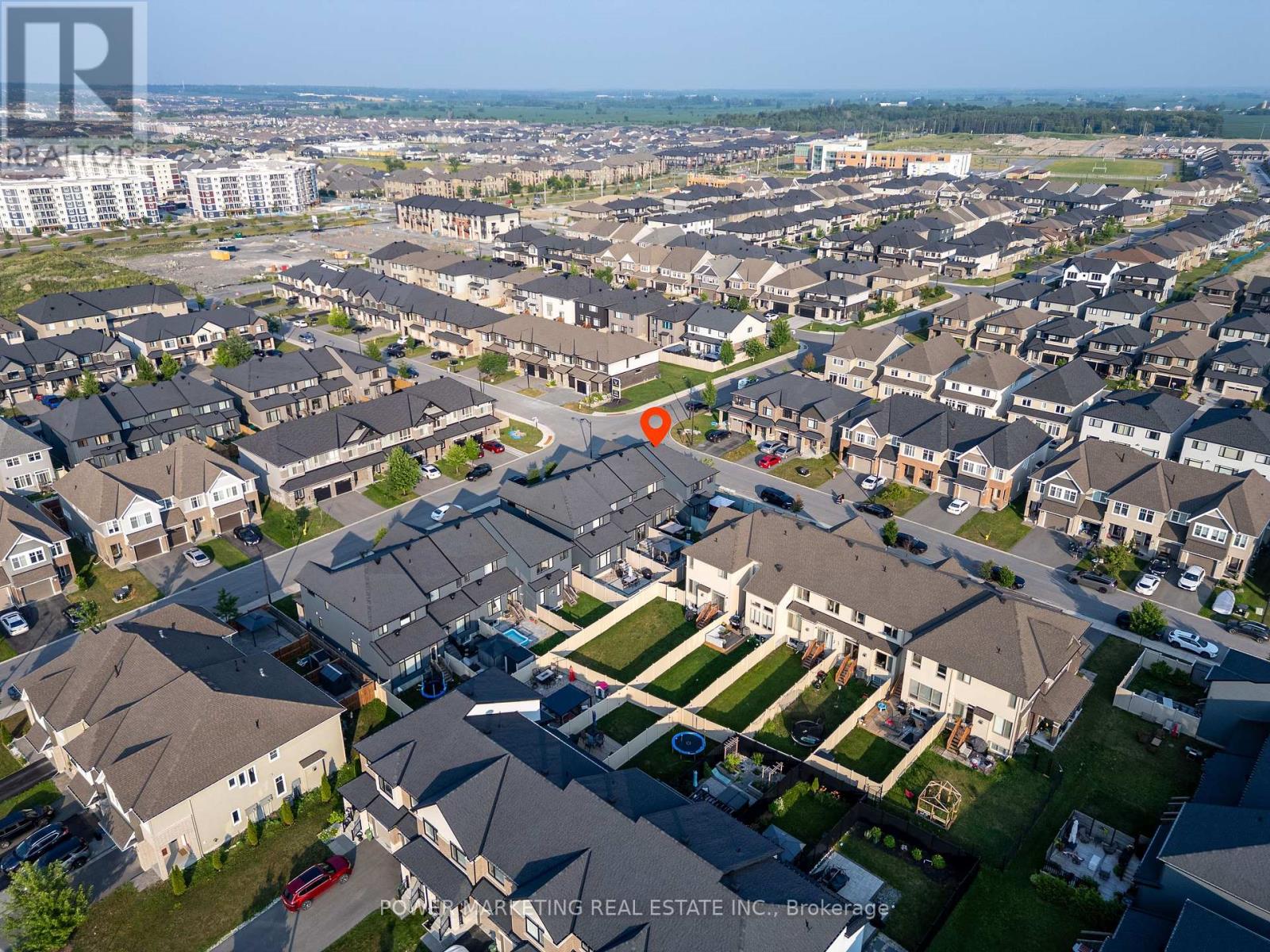 74 Finsbury Avenue, Ottawa, Ontario  K2S 2N8 - Photo 32 - X12557358