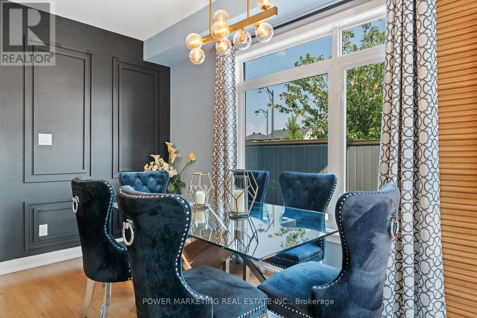 74 Finsbury Avenue, Ottawa, Ontario  K2S 2N8 - Photo 5 - X12557358