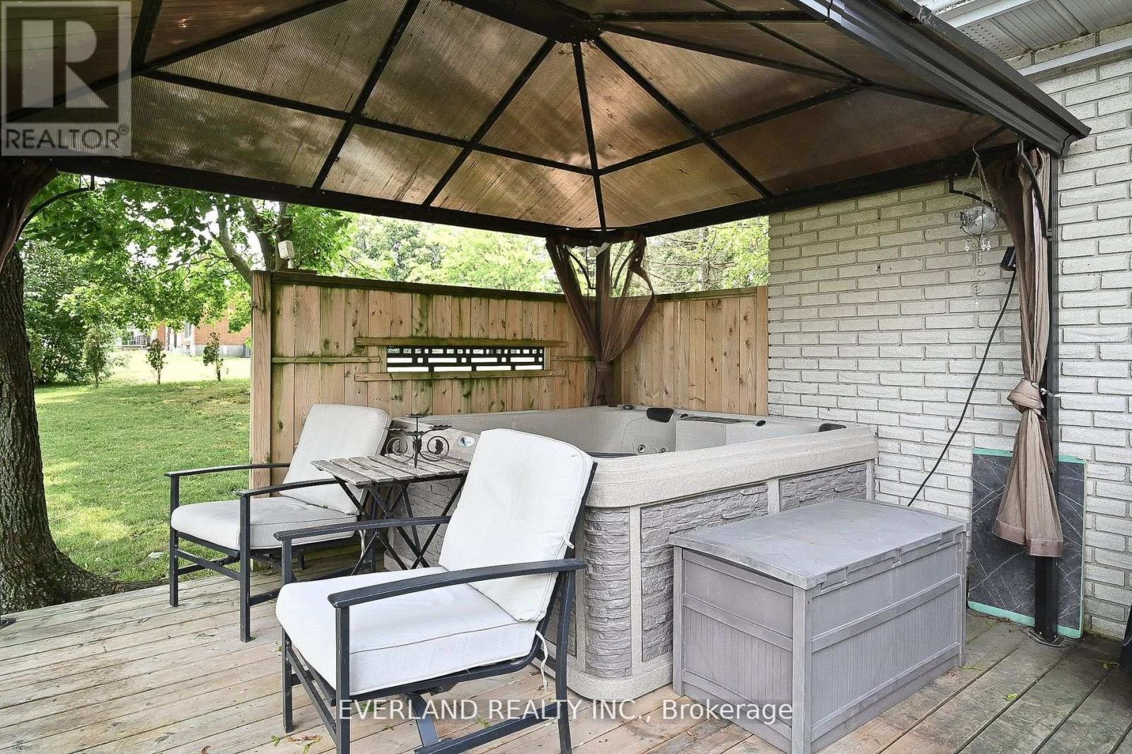 583386 Hamilton Road, South-West Oxford, Ontario  N5C 3J7 - Photo 29 - X12557322